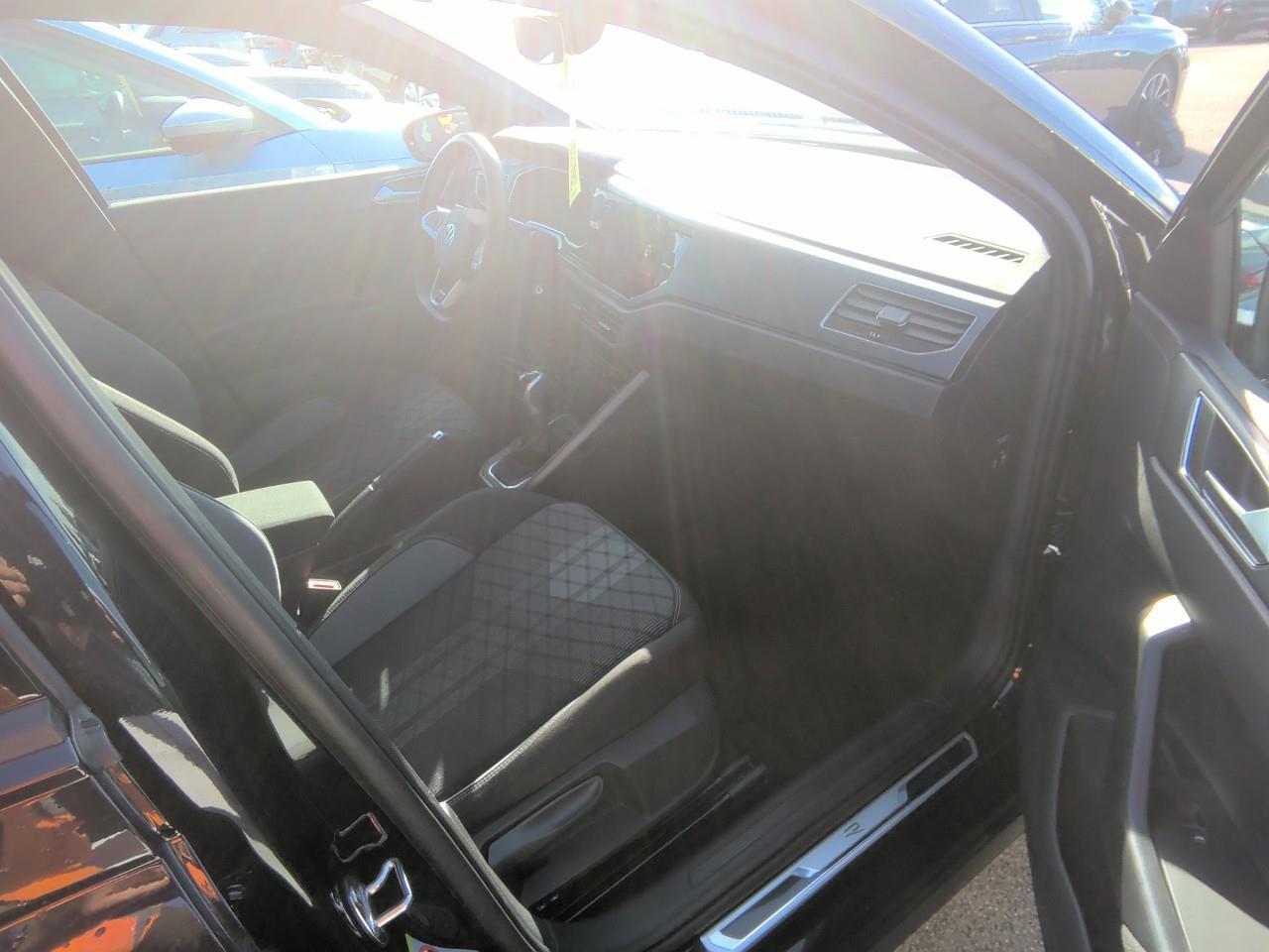 VOLKSWAGEN Polo 1.0 TSI 95 S&S BVM5 R-Line Edition 2025