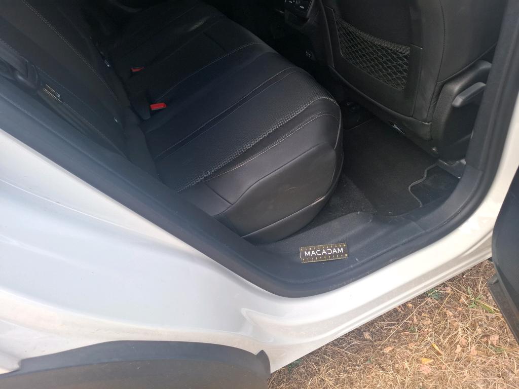 PEUGEOT 3008 Hybrid 225 e-EAT8 GT 2023