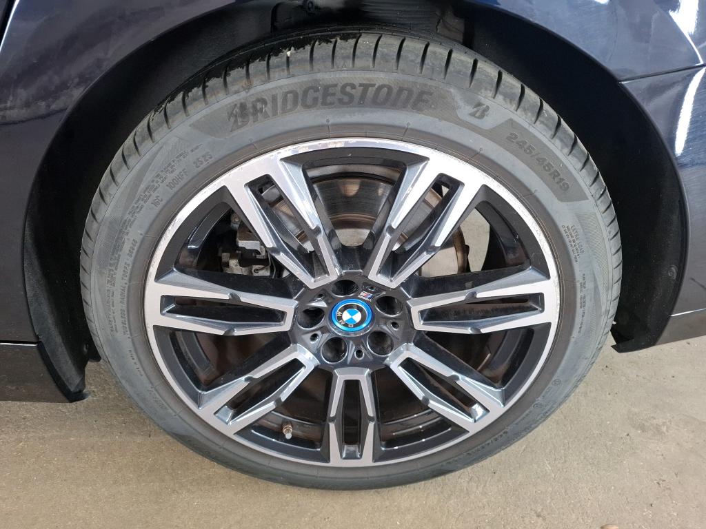 BMW SERIE 5 BERLINE G60 530e PHEV 299 ch BVA8 M Sport 2024