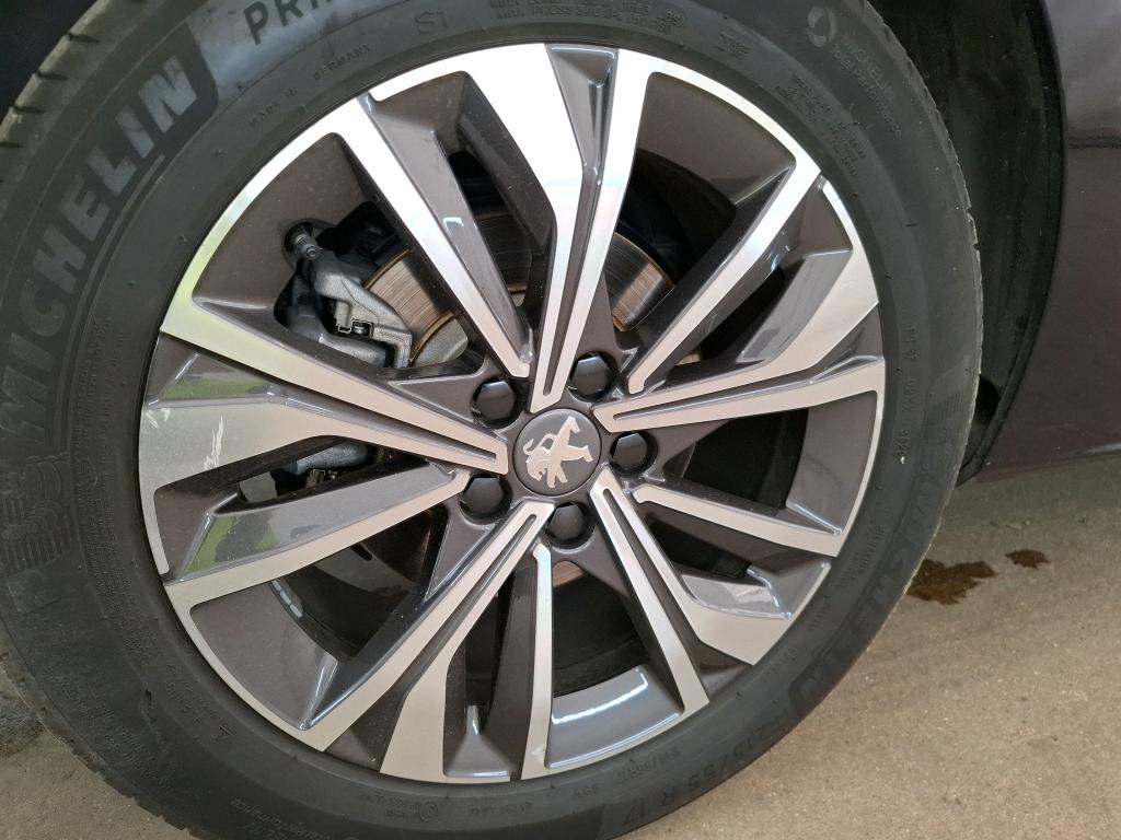 PEUGEOT 508 Hybrid 225 e-EAT8 Allure Pack 2022