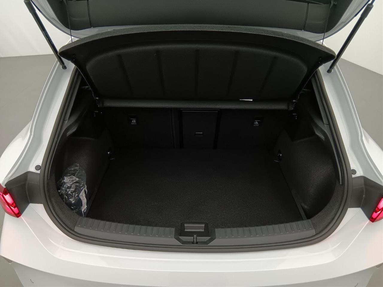 CUPRA Leon 1.5 eTSI Hybrid150 ch DSG7 V 2025