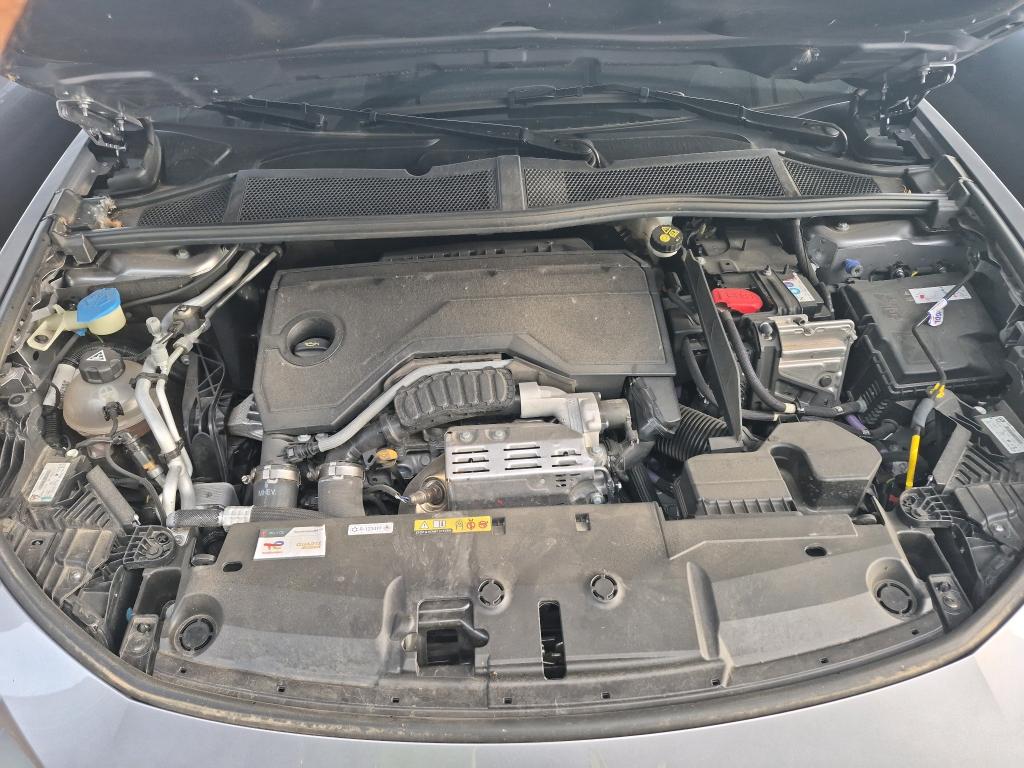 PEUGEOT 408 Hybrid 136 e-DCS6 Allure 2024