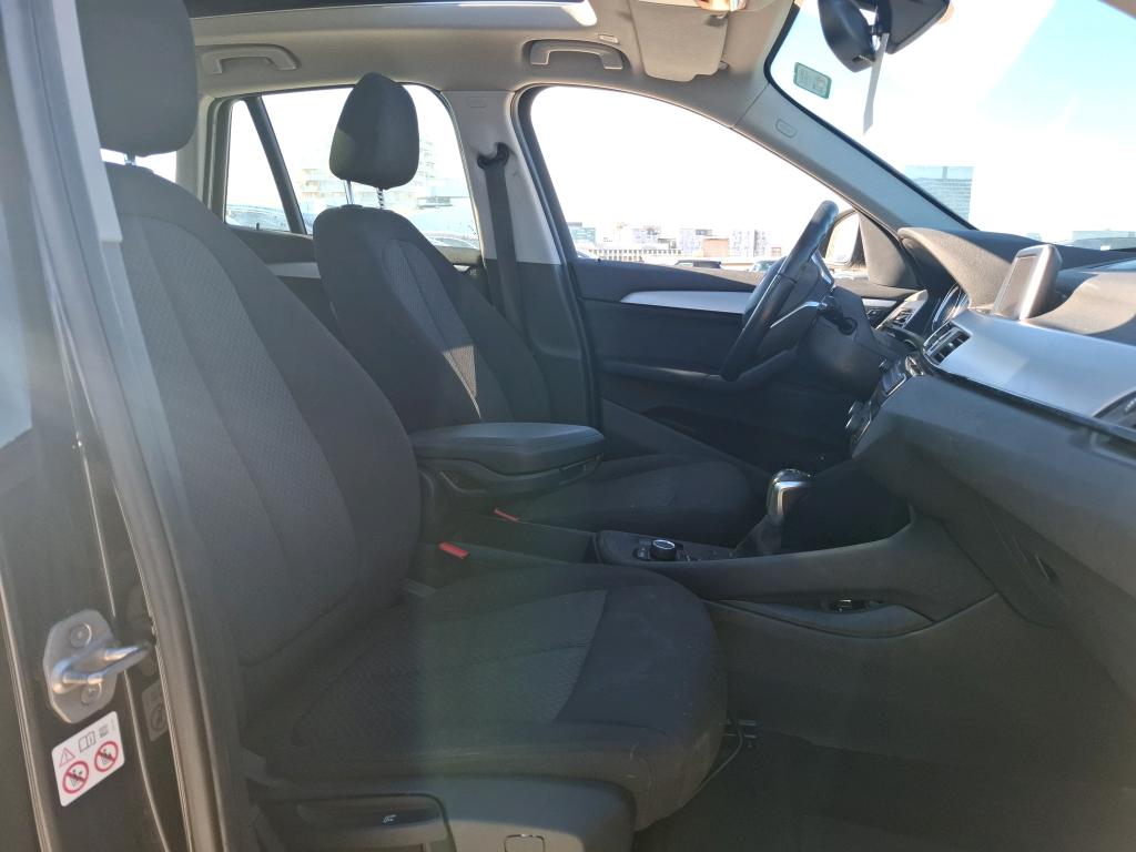 BMW X1. X1 F48 LCI xDrive 25e 220 ch BVA6 Business Design 2022