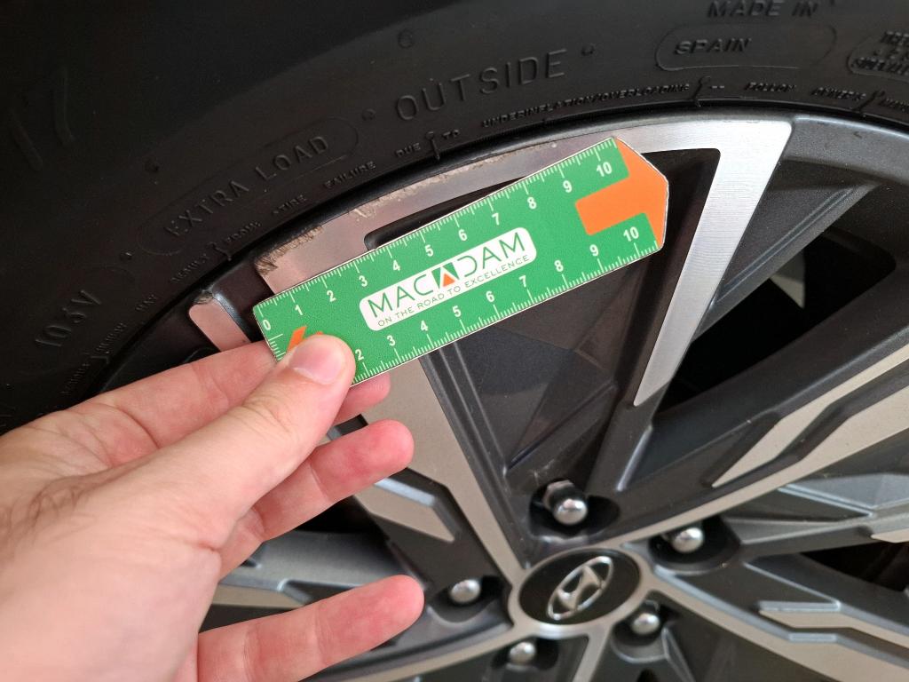 HYUNDAI TUCSON 1.6 T-GDI 230 Hybrid BVA6 Business 2023