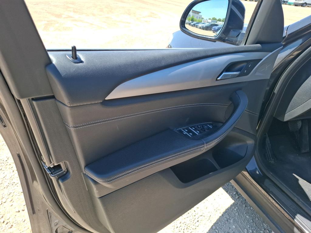 BMW X3 G01 sDrive18d 150ch BVA8 Business Design 2021