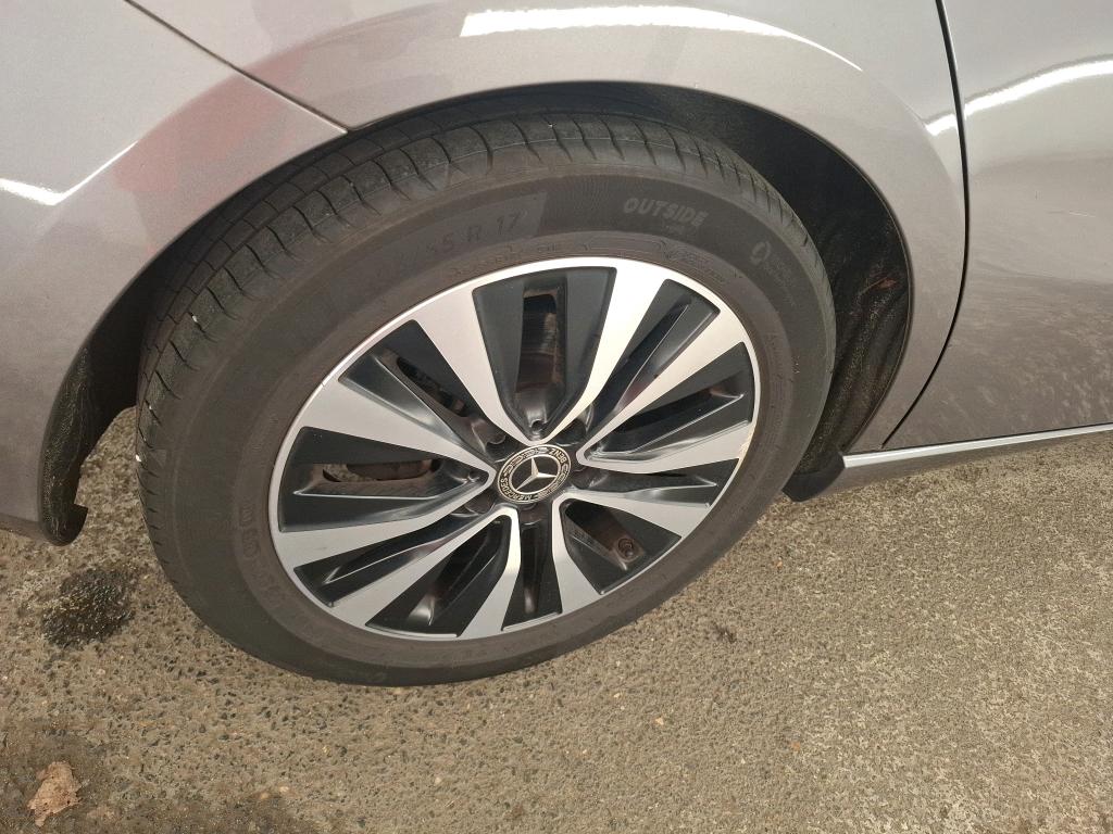 MERCEDES-BENZ MERCEDES CLASSE A 180 d 8G-DCT Style Line 2021