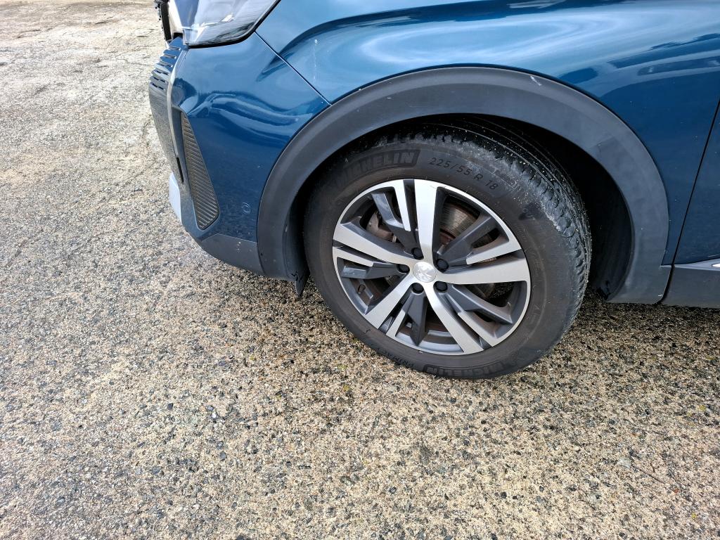 PEUGEOT 3008 Hybrid 225 e-EAT8 Allure 2022