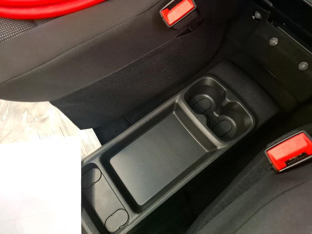 PEUGEOT PARTNER FGN FOURGON E-PARTNER M 800 KG 136 CH BATTERIE 51 KWH - 2025