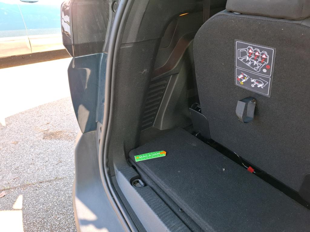 PEUGEOT 5008 Hybrid 136 e-DCS6 Active Pack 2024
