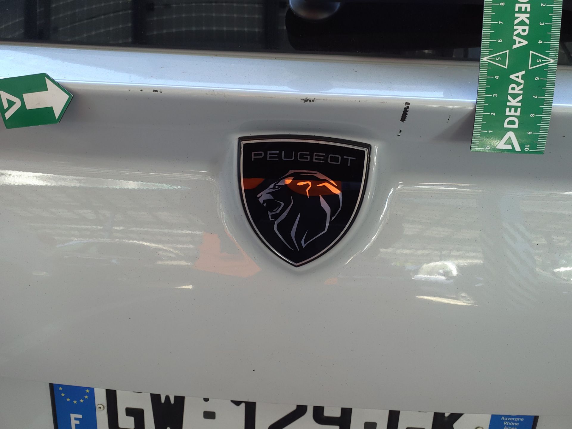 PEUGEOT 308 SW PureTech 130ch S&S EAT8 Allure 2024