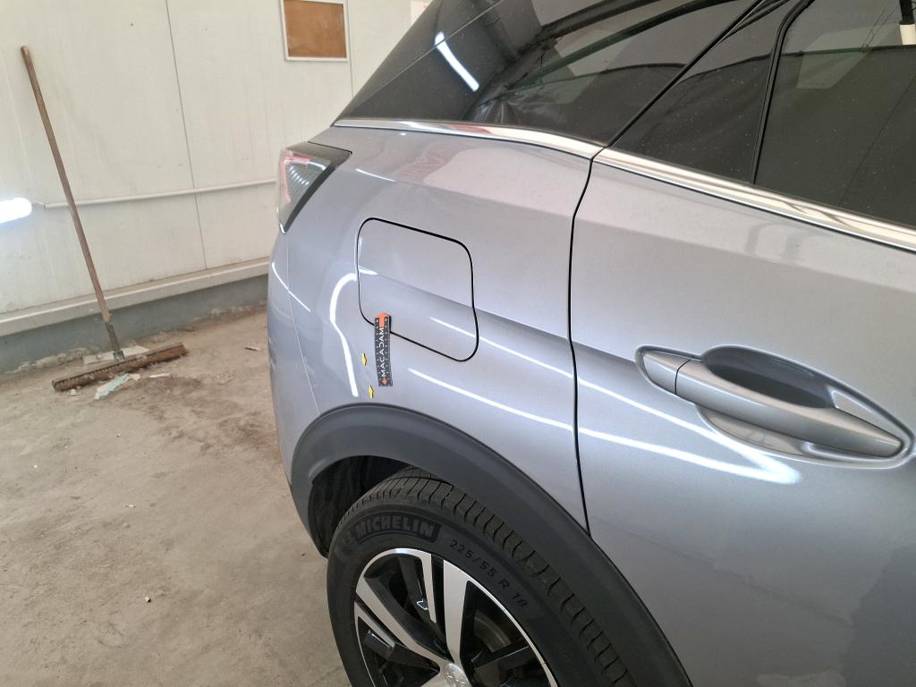 PEUGEOT 3008 Hybrid 225 e-EAT8 GT 2023