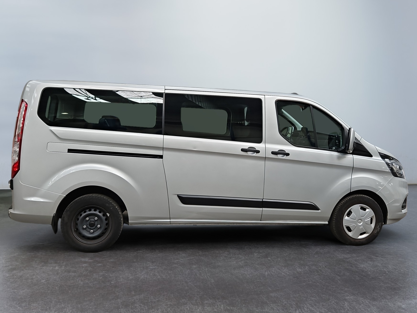 FORD TRANSIT Custom KOMBI 320 L2H1 2.0 EcoBlue 130 Trend Business 2023