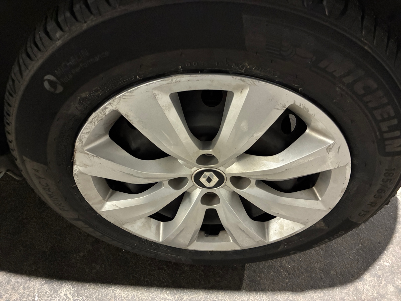 RENAULT CLIO SOCIETE BLUE DCI 85 AIR NAV 2020