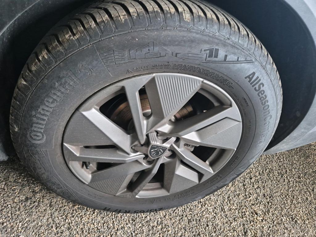 PEUGEOT 408 Hybrid 136 e-DCS6 Allure 2024