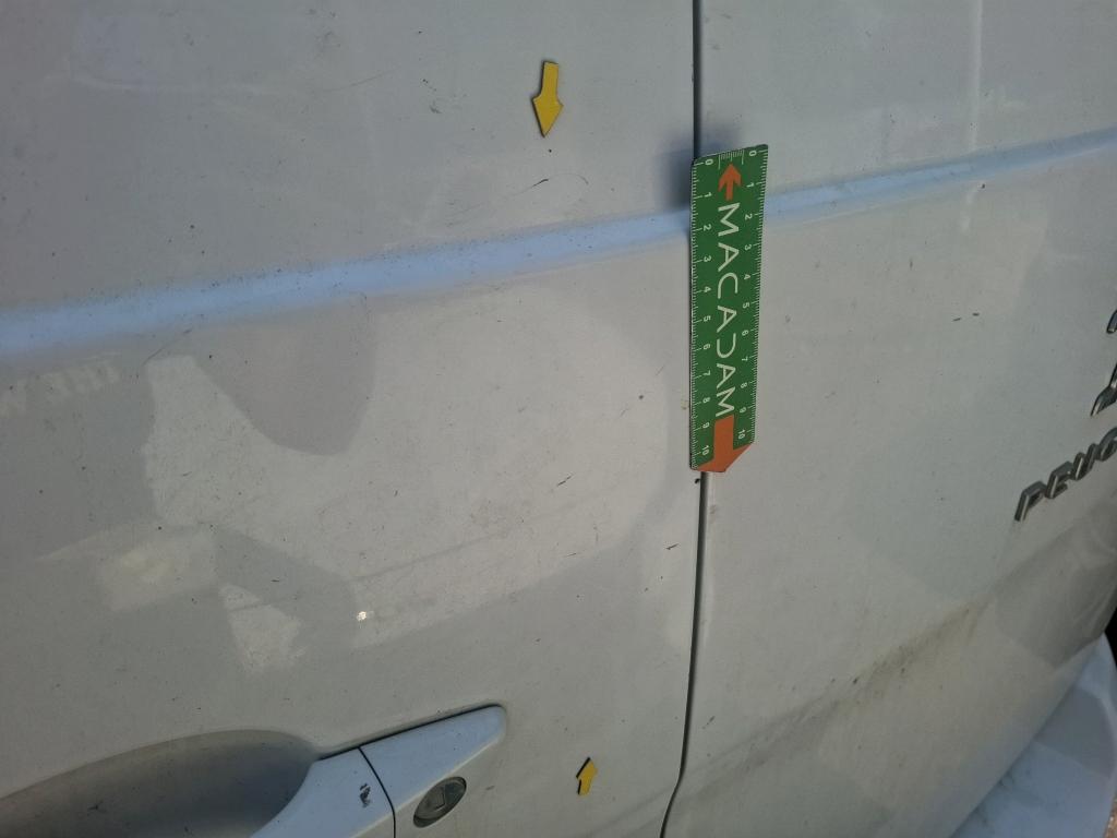 PEUGEOT EXPERT FOURGON TOLE M BLUEHDI 145 BVM6 2023