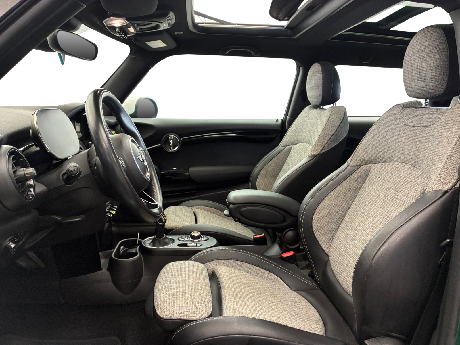 MINI HATCH 3 Portes Cooper SE 184 ch Finition Greenwich 2020