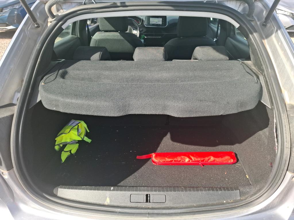 PEUGEOT 208) 208 BlueHDi 100 S&S BVM6 Active Pack 2022