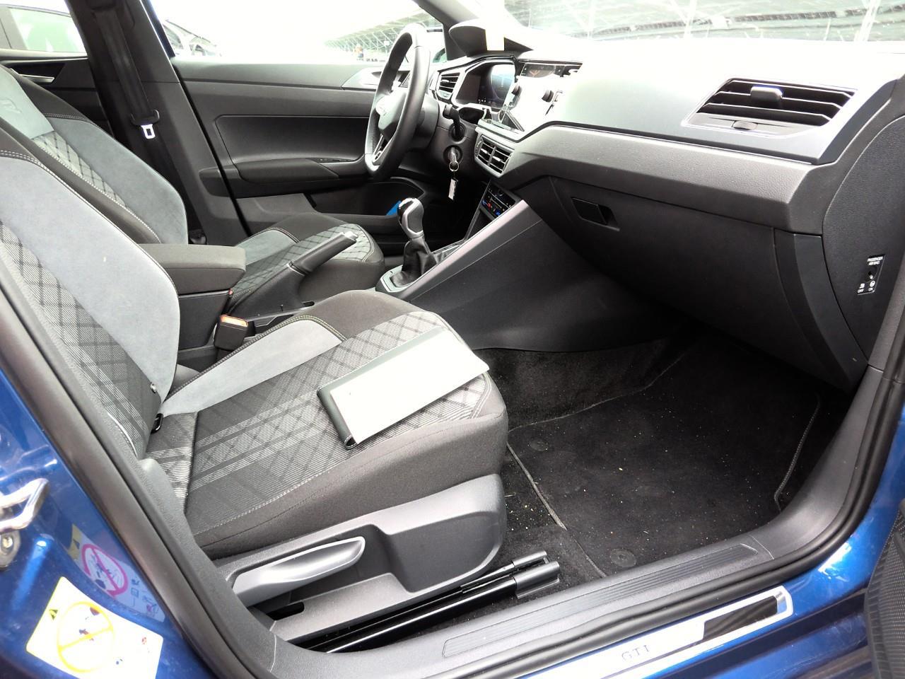 VOLKSWAGEN POLO 1.0 TSI 95 S&S BVM5 R-Line Edition 2025