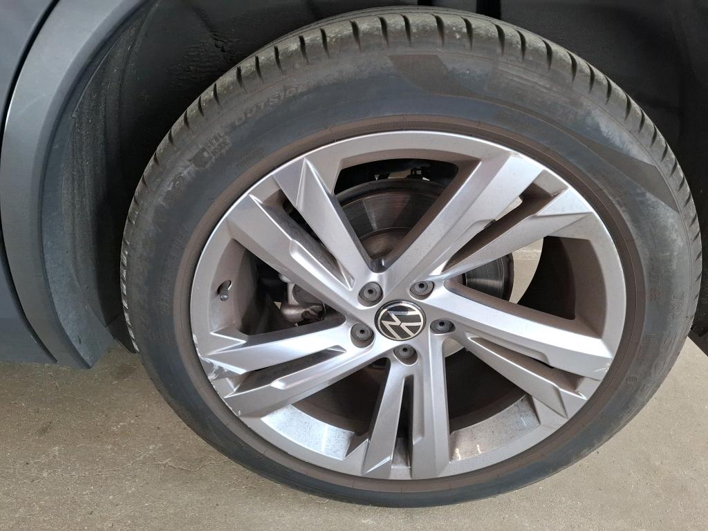 VOLKSWAGEN TIGUAN 1.5 TSI 150ch DSG7 R-Line 2021