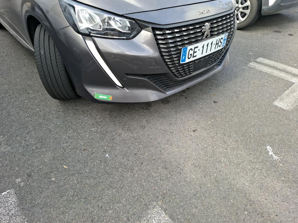 PEUGEOT 208 PureTech 100 S&S EAT8 Roadtrip 2022