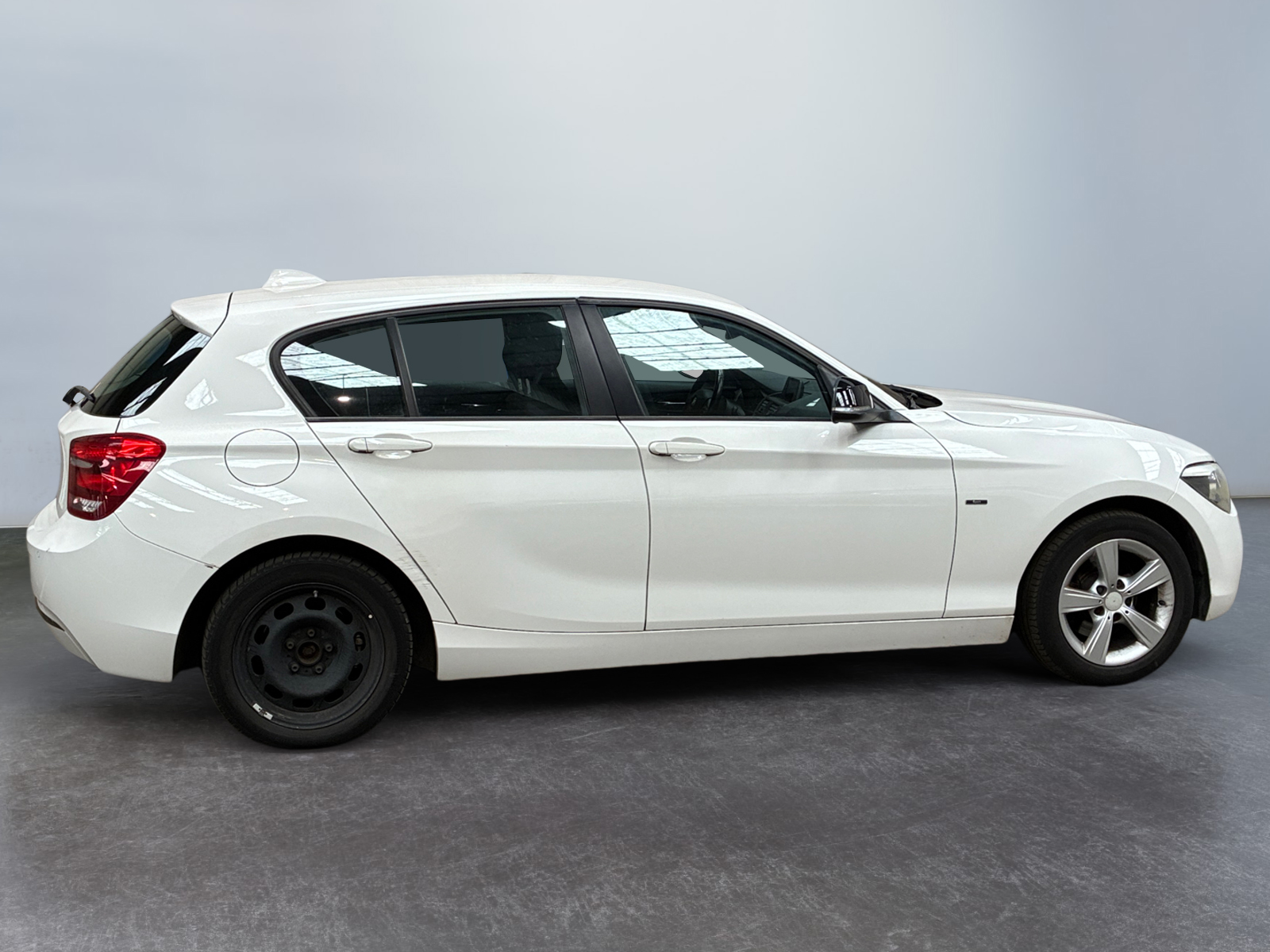 BMW SERIE 1 118i 170 ch Sport 2012