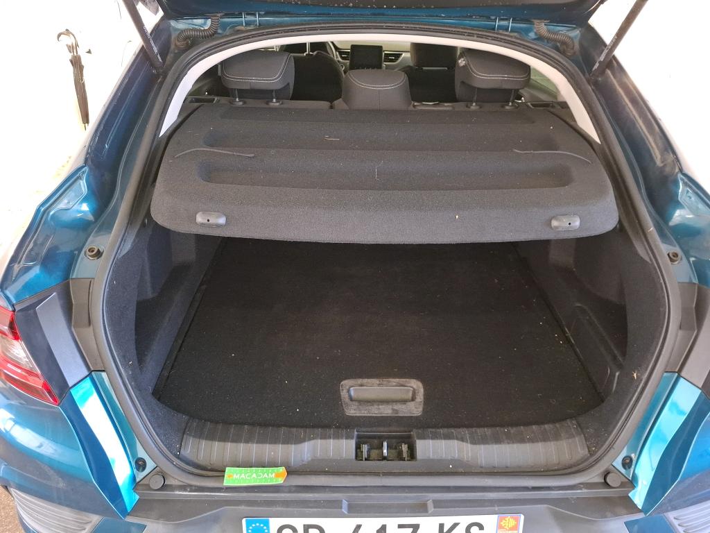RENAULT ARKANA E-Tech 145 - 22 Evolution 2023