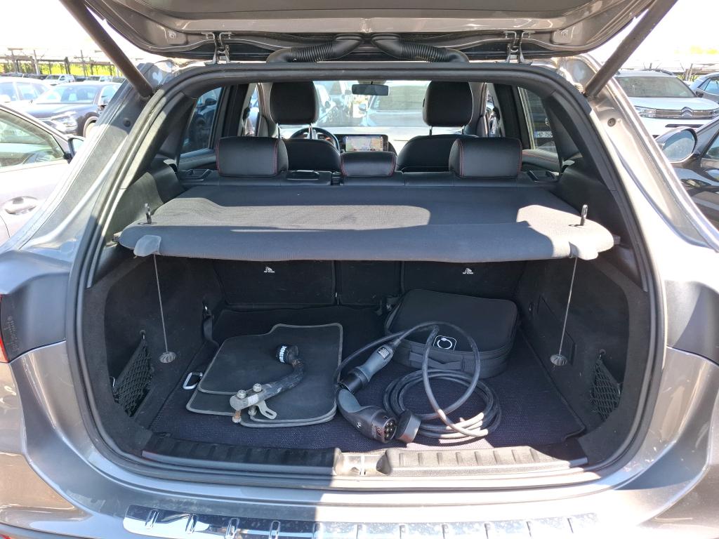 MERCEDES-BENZ MERCEDES GLA II 250 e 8G-DCT AMG Line 2023