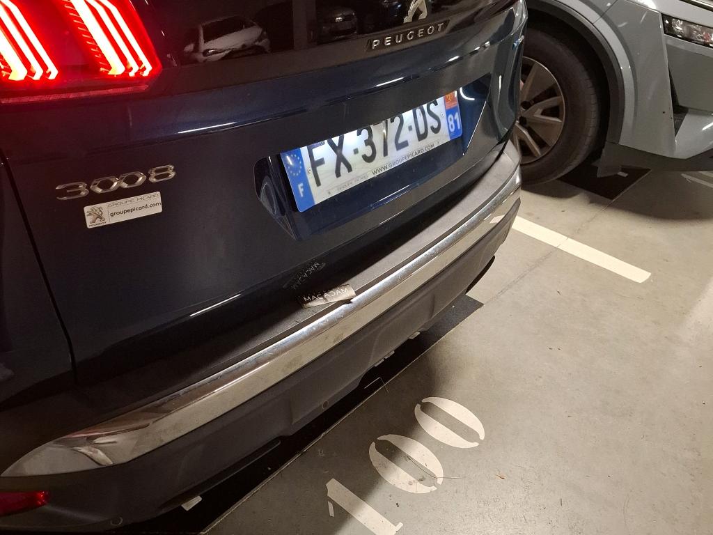 PEUGEOT 3008 Hybrid 225 e-EAT8 Allure Pack 2021