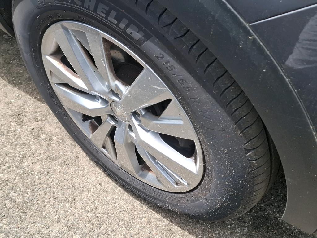 PEUGEOT 3008 BlueHDi 130ch S&S EAT8 Active Pack 2023