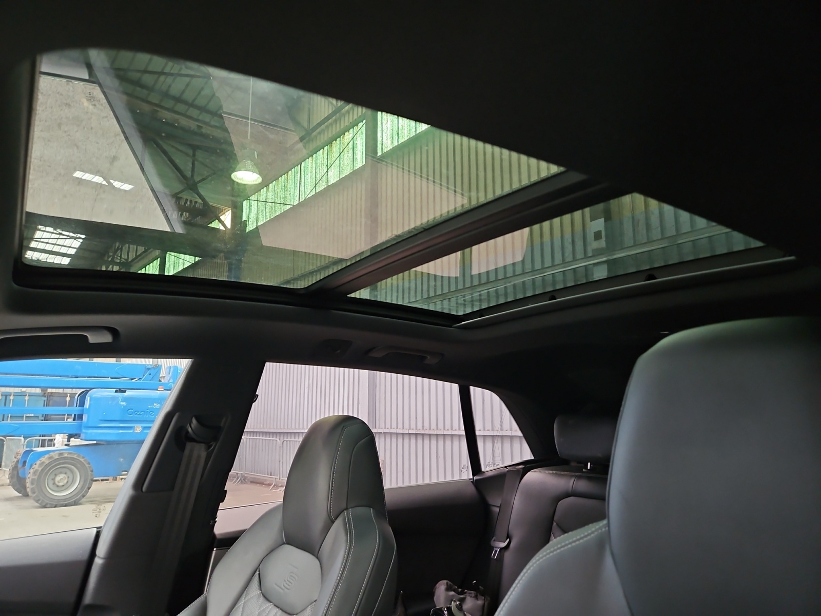 AUDI Q8 55 TFSI 340 Tiptronic 8 Quattro 2024