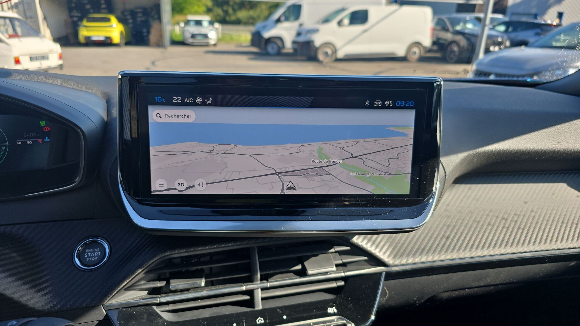 PEUGEOT 2008 Hybrid 145 e-DCS6 Allure 2025