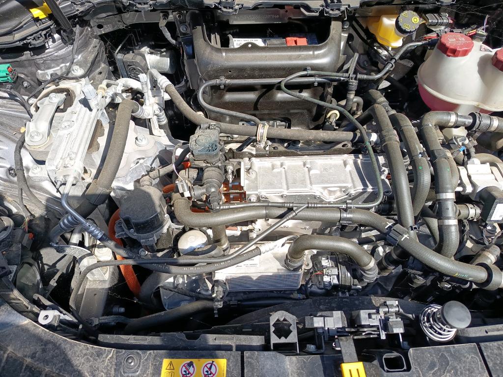 MERCEDES-BENZ EQA 250+ AMG Line 2024