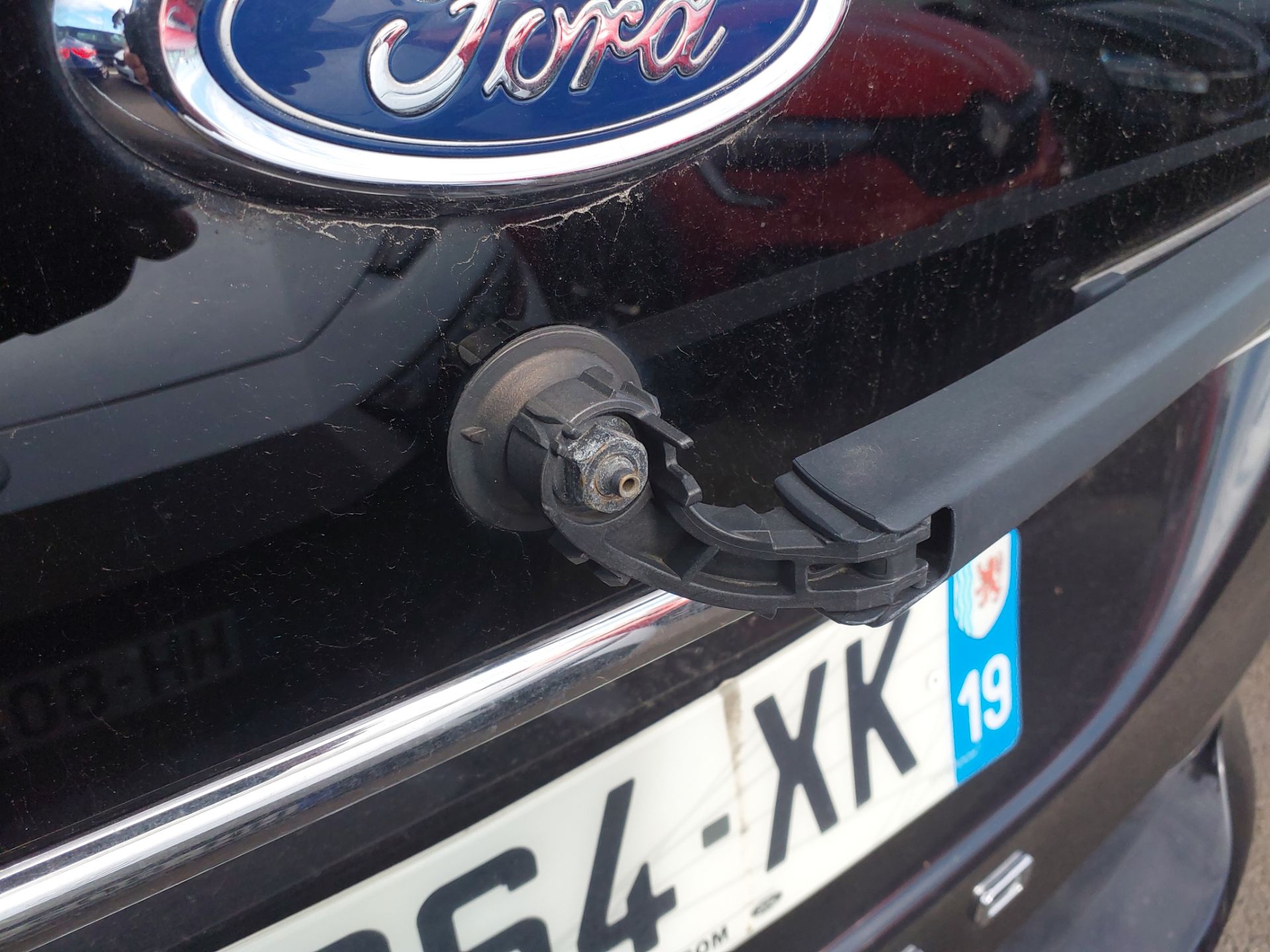 FORD Grand Tourneo 2,0 ECOBLUE 102 CV BVM TITANIUM 2023