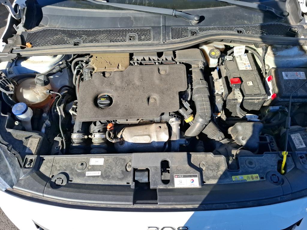 PEUGEOT 208 AFFAIRE BLUEHDI 100 S&S BVM6 PREMIUM PACK 2021