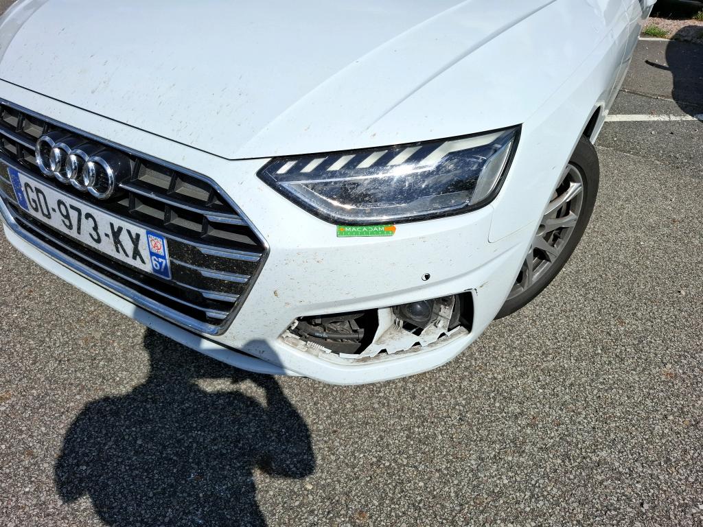 AUDI A4 AVANT 40 TFSI 204 S tronic 7 Business Line 2021