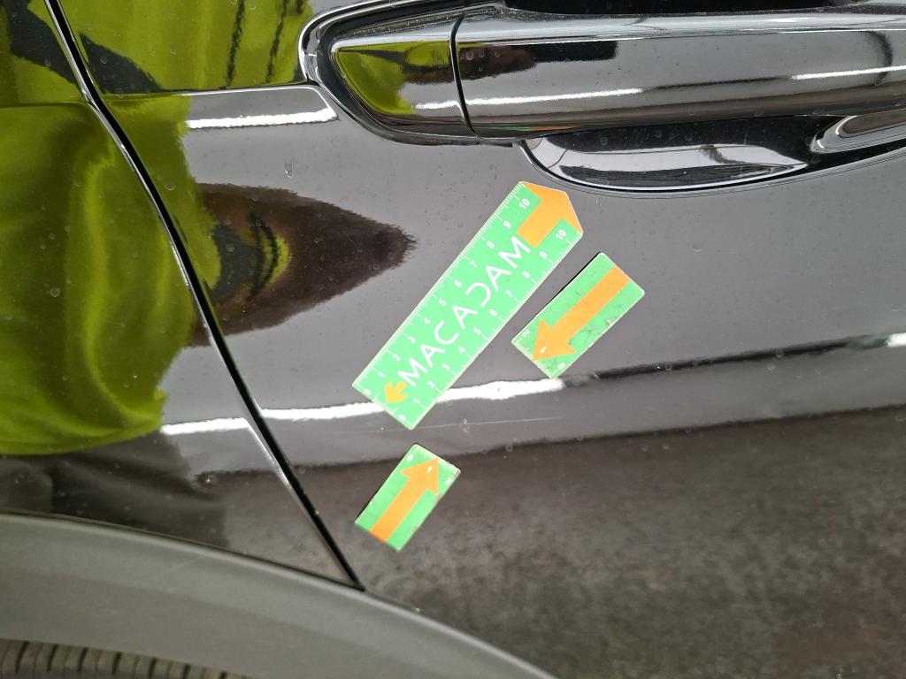 PEUGEOT 3008 Hybrid 225 e-EAT8 Allure Pack 2021