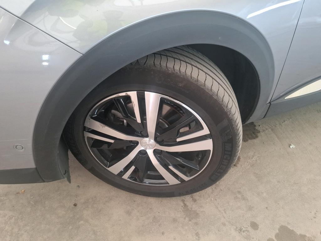 PEUGEOT 3008 Hybrid 225 e-EAT8 GT 2023
