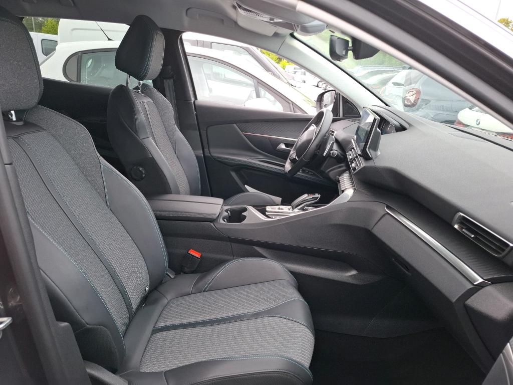 PEUGEOT 3008 Hybrid 225 e-EAT8 Allure 2023