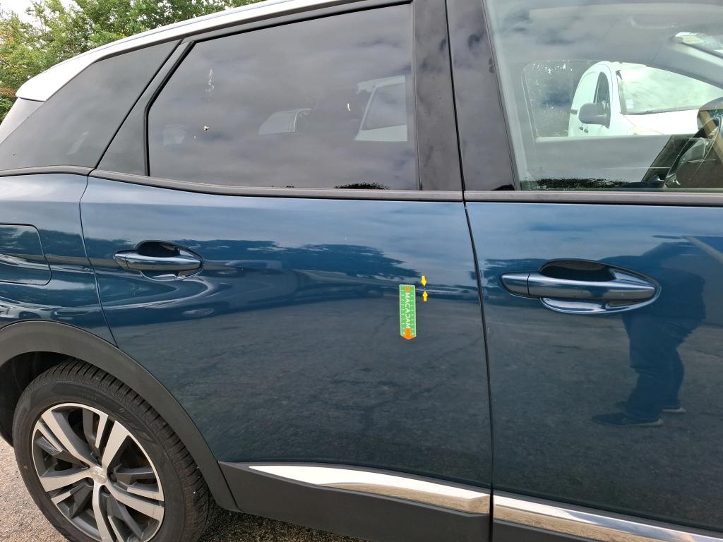 PEUGEOT 3008 Hybrid 225 e-EAT8 Allure 2022