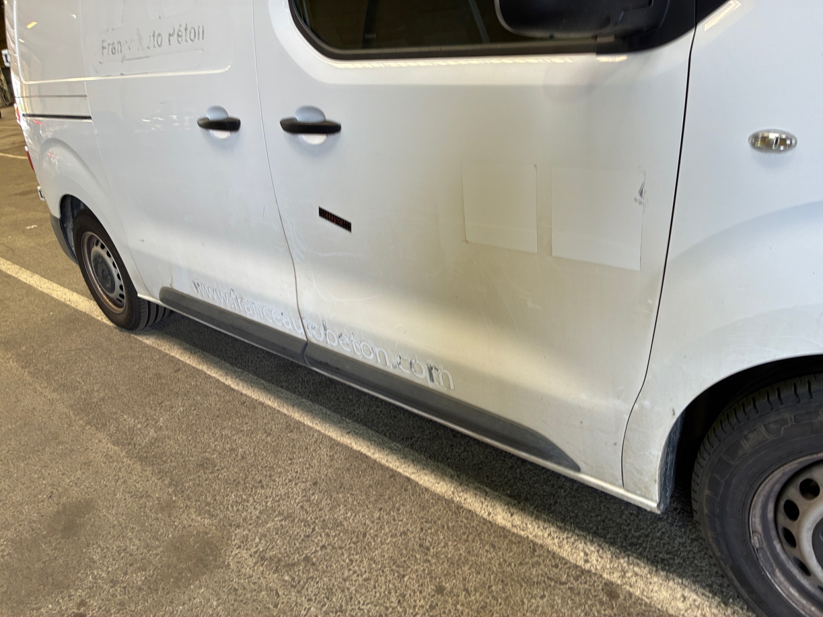 PEUGEOT Expert Asphalt Standard 1,5L B 2022