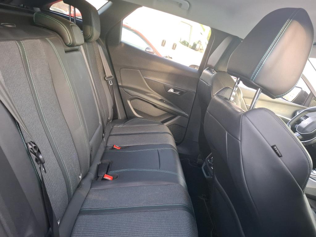 PEUGEOT 3008 Hybrid 225 e-EAT8 Allure 2021