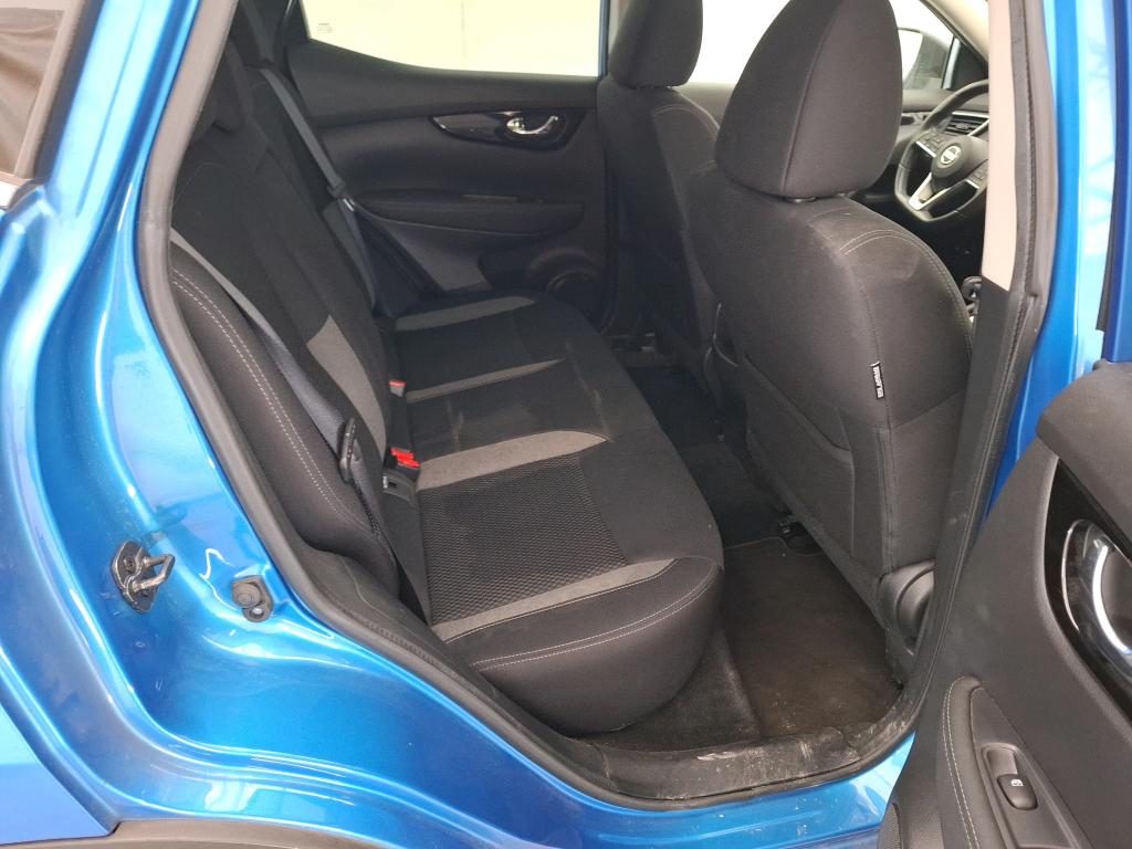 NISSAN  2019