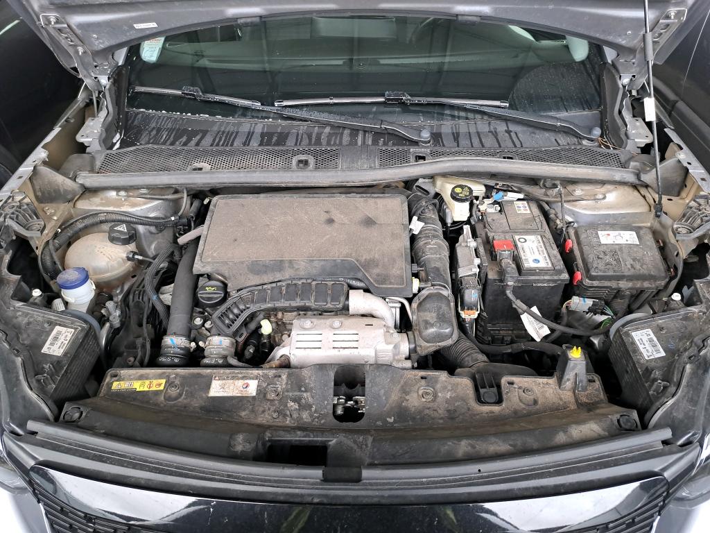 PEUGEOT 2008 PureTech 130 S&S EAT8 Active Pack 2022
