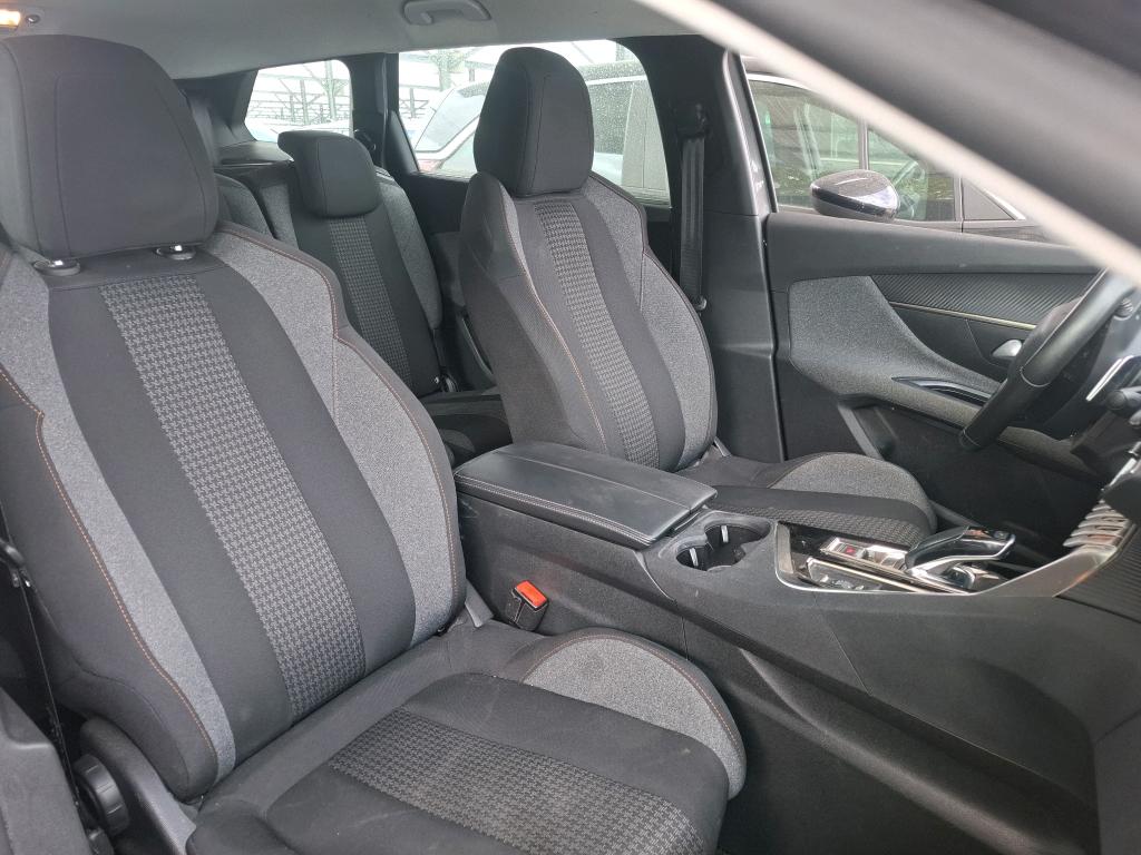 PEUGEOT 5008 BlueHDi 130ch S&S EAT8 Active Pack 2022