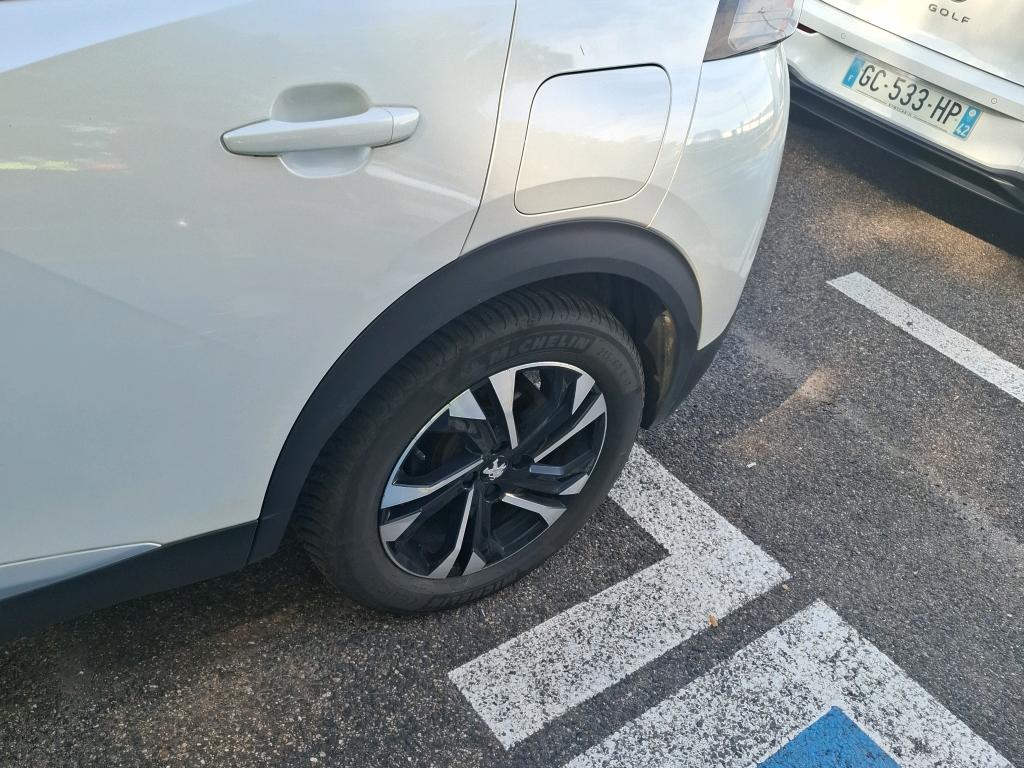PEUGEOT 2008 Electrique 136 ch Allure 2022