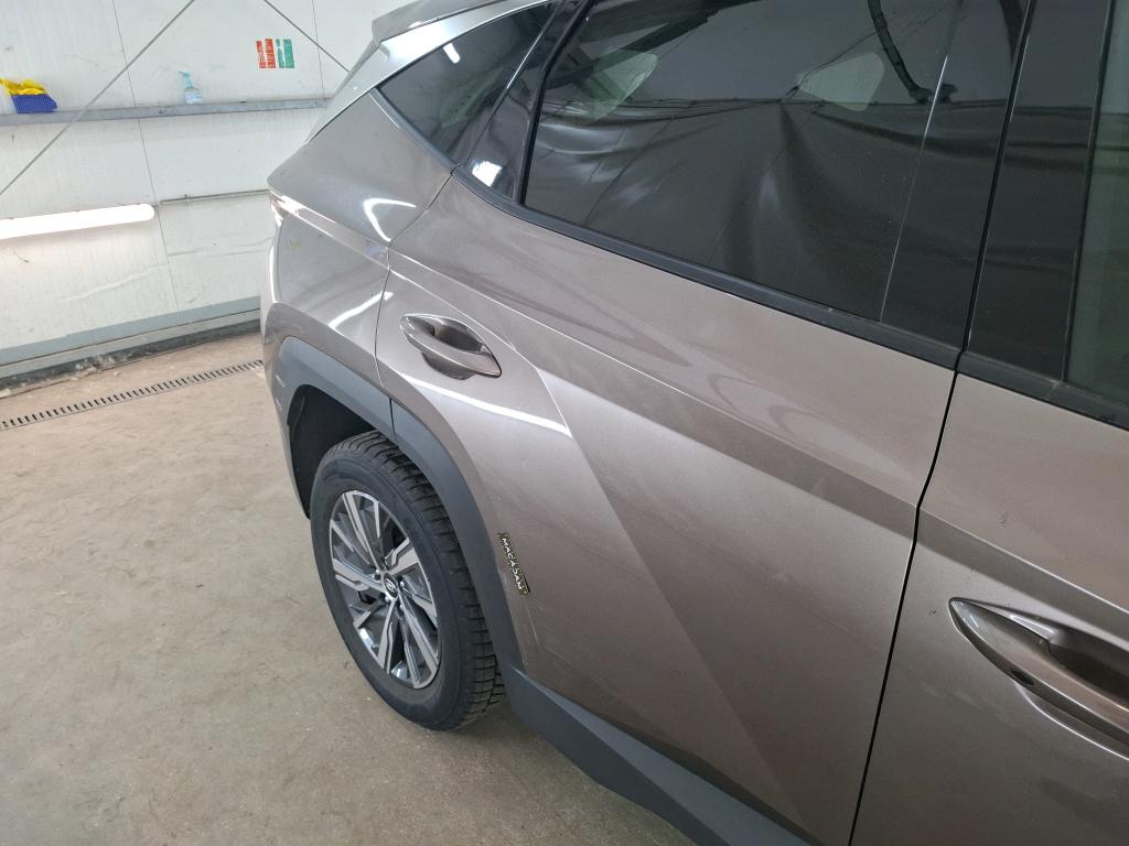 HYUNDAI TUCSON 1.6 T-GDI 230 Hybrid BVA6 Business 2023