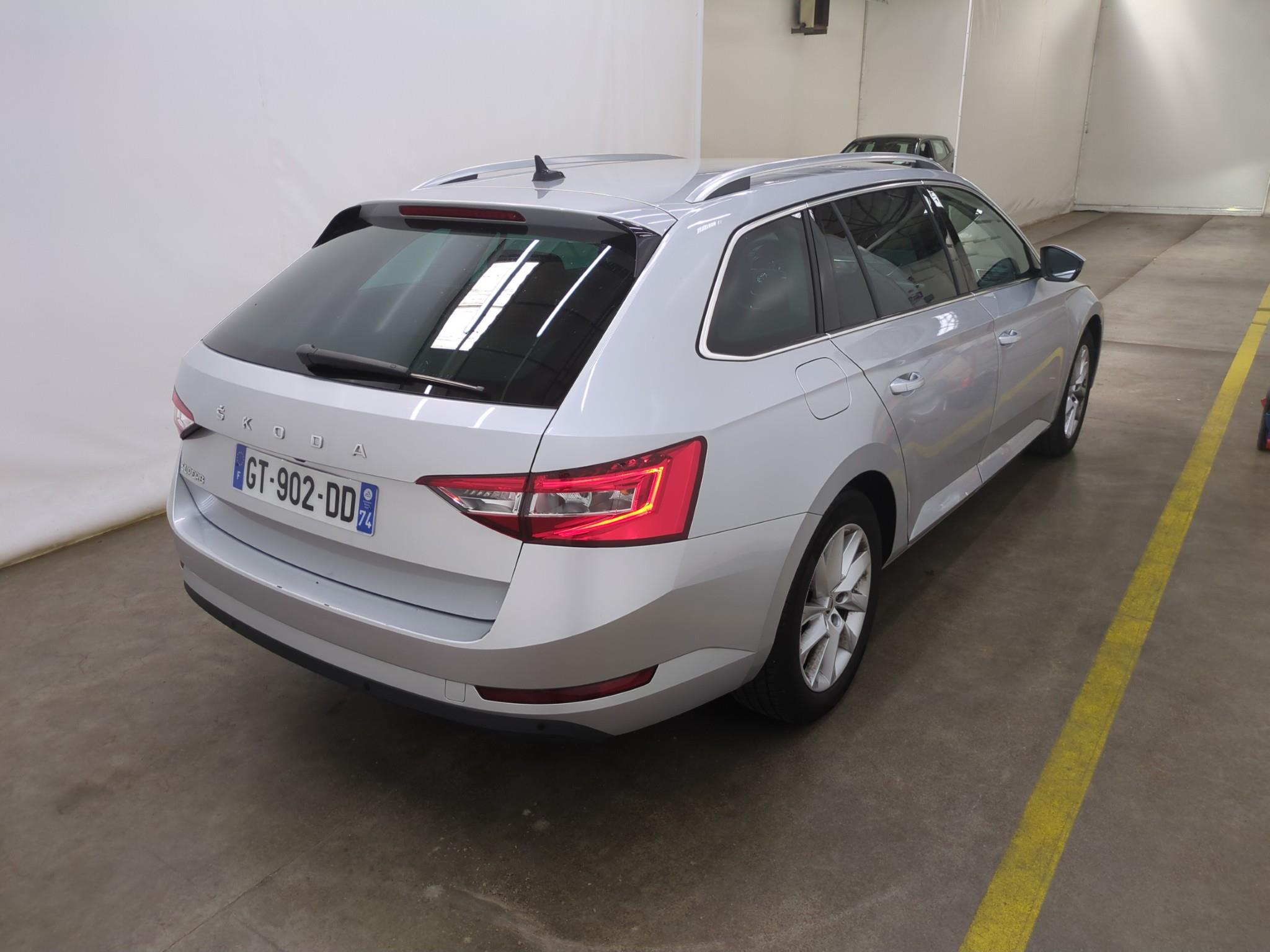 SKODA SUPERB COMBI 2.0 TDI 150 SCR DSG7 Business 2023