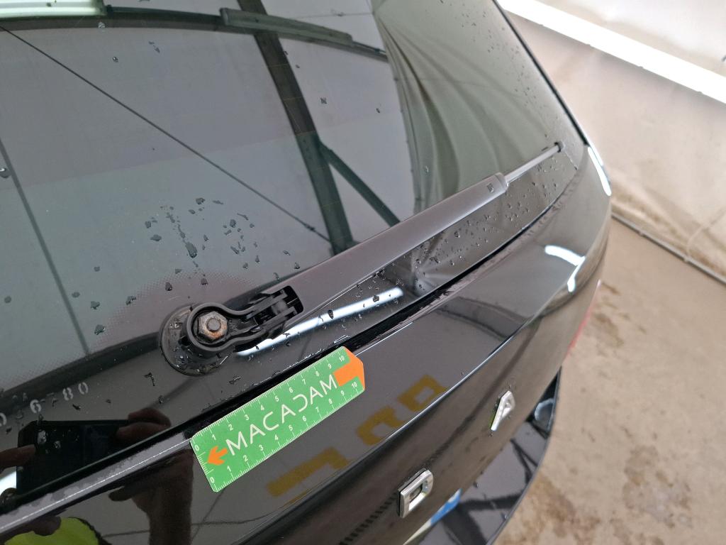 SKODA SUPERB COMBI 2.0 TDI 150 SCR DSG7 Business 2021