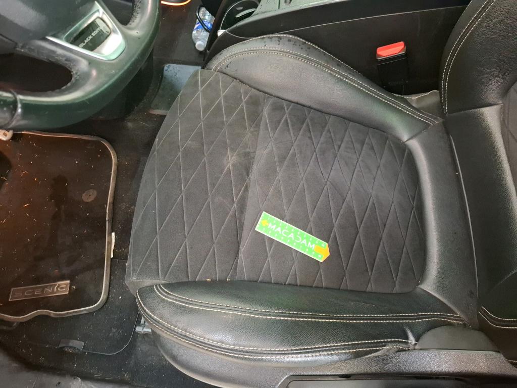 RENAULT GRAND SCENIC TCe 140 FAP EDC - 21 SL Black Edition 2022
