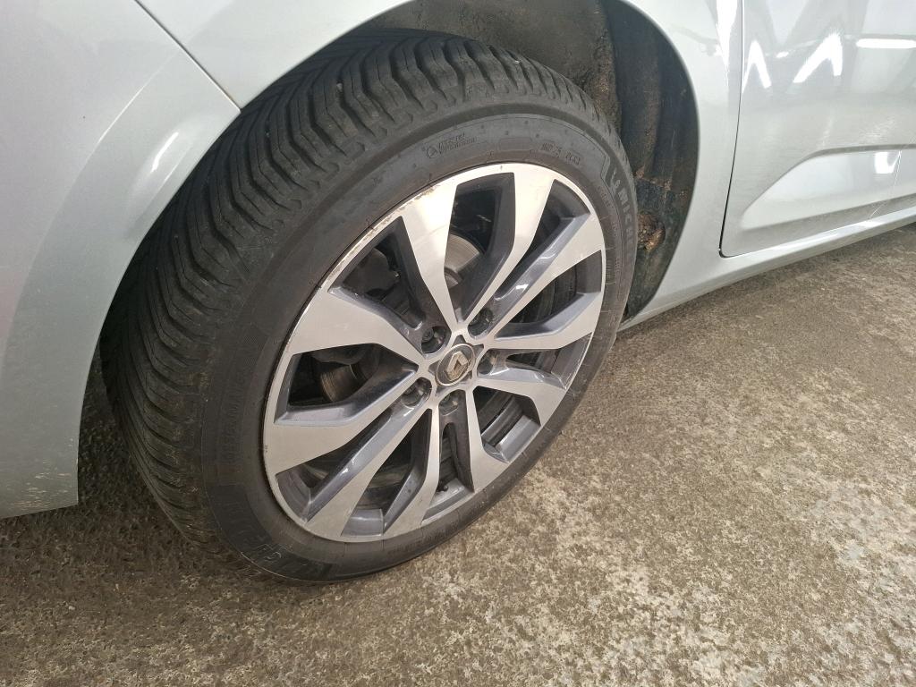 RENAULT MÉGANE MEGANE IV Estate TCe 140 EDC Techno 2023